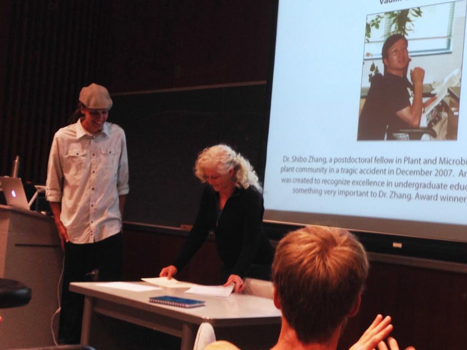 Shibo Zhang Award Recipient Martin Alexander with N. Louise Glass, chair of the Department of Plant & Microbial Biology